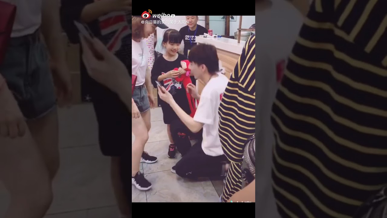 [Lưu Vũ Ninh] 😆anh cưng trẻ con quá hà