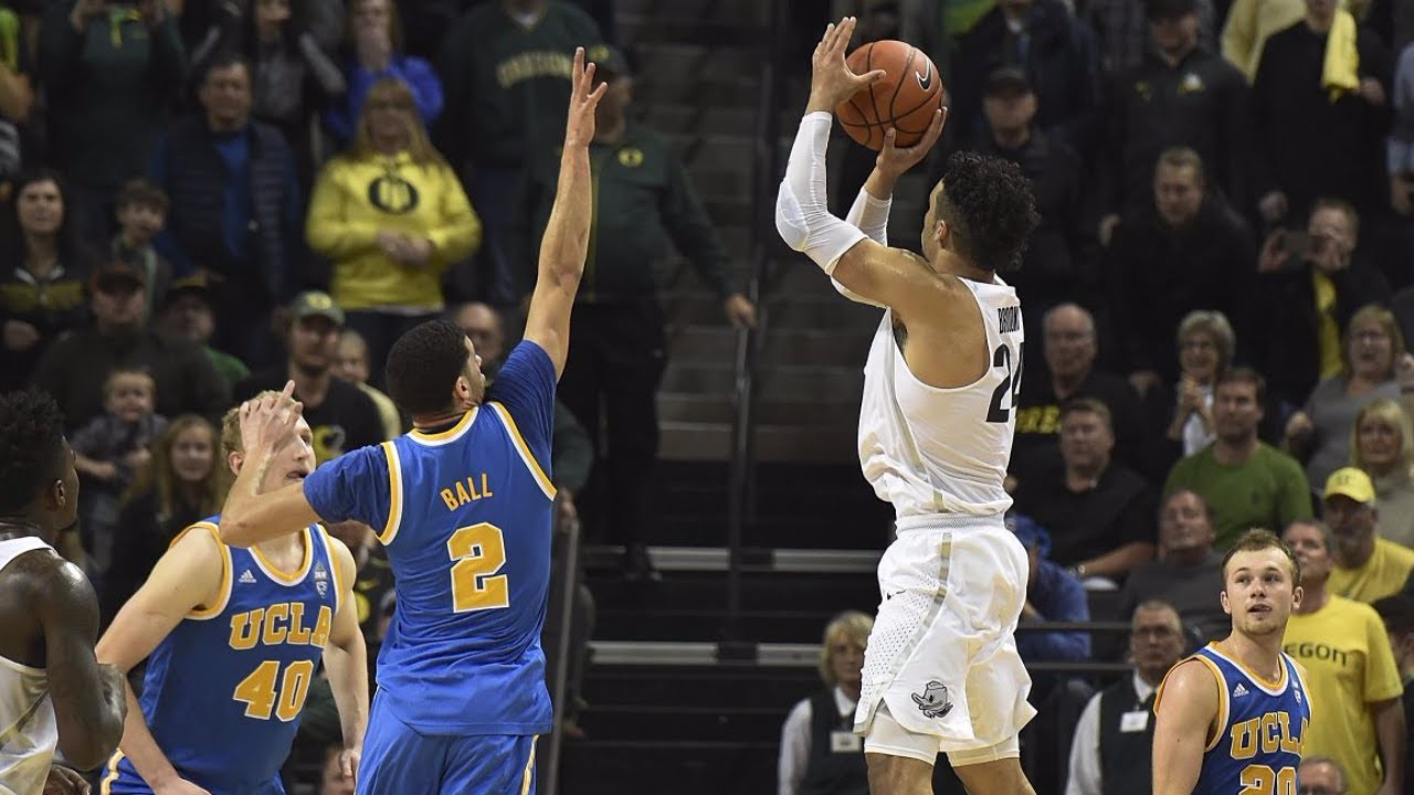 One Play That Will Trigger Each Pac 12 Basketball Team's Fans