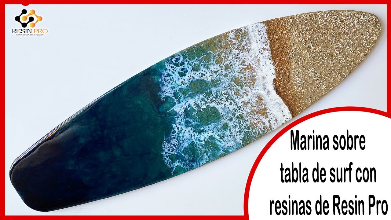 Marina sobre tabla de surf con resinas de Resin Pro