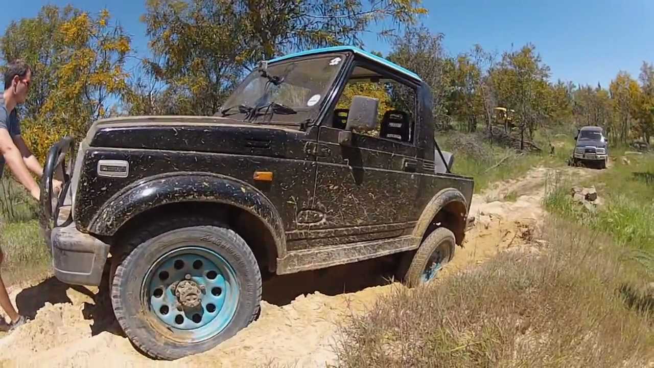 Asb tog stoot my! Porterville 4x4  Suzuki Samurai SJ413