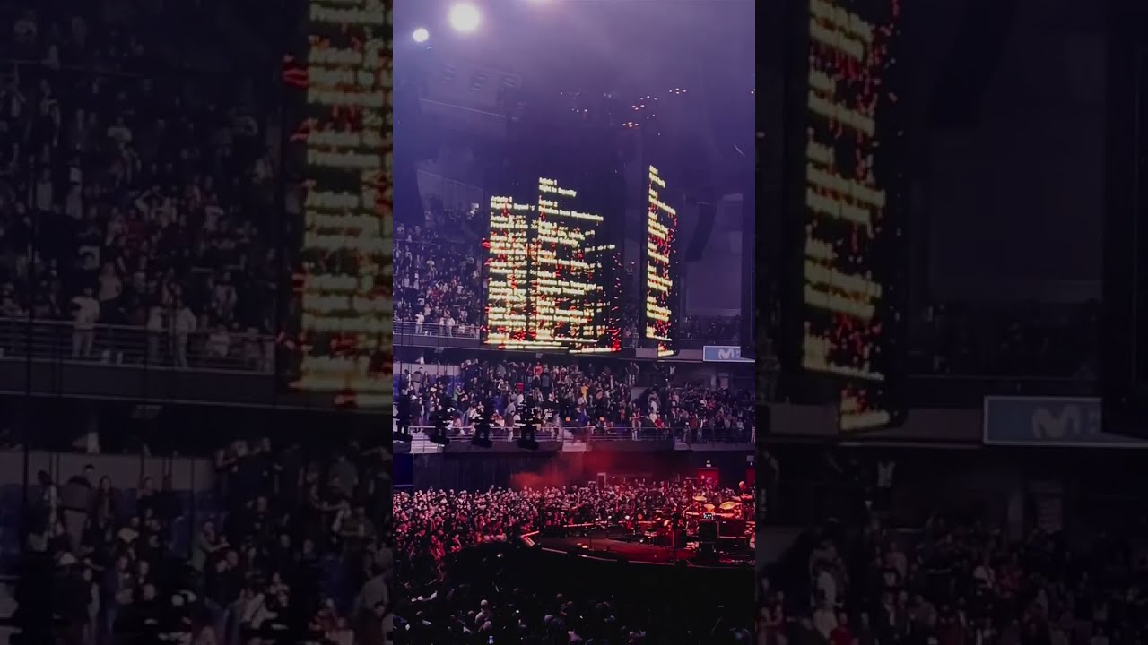 Universal Declaration of Human Rights @ end of Radiohead concert (November 4, 2025 in Madrid, Spain)