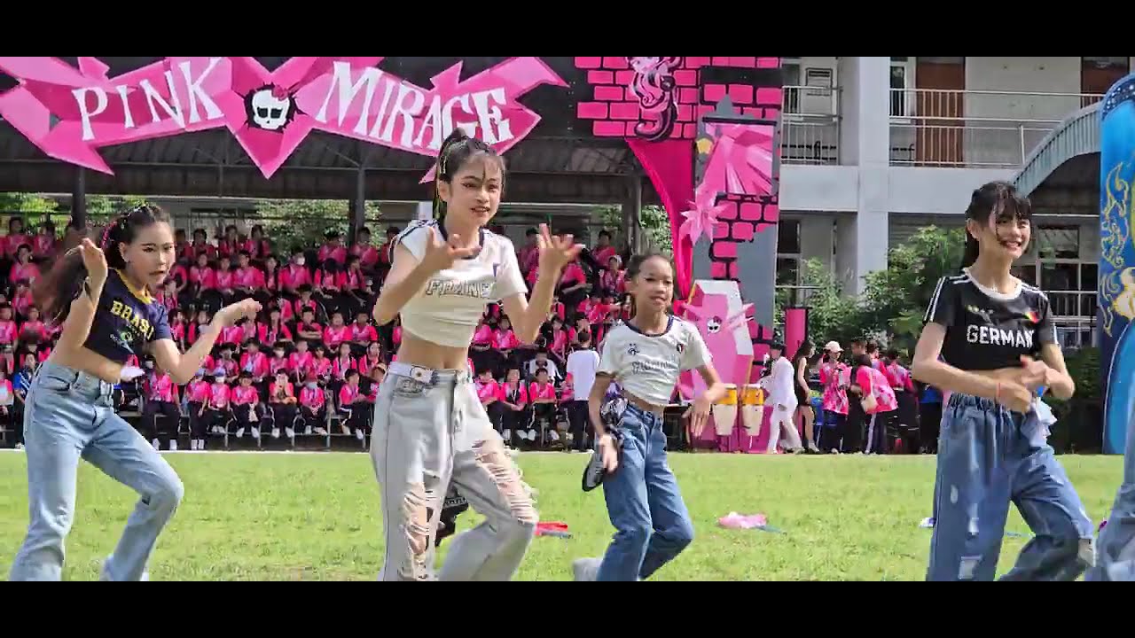 งานกีฬาสีโรงเรียนดาราสมุทร ศรีราชา 2567 # ใจดีพี่พาไป-เต้น
