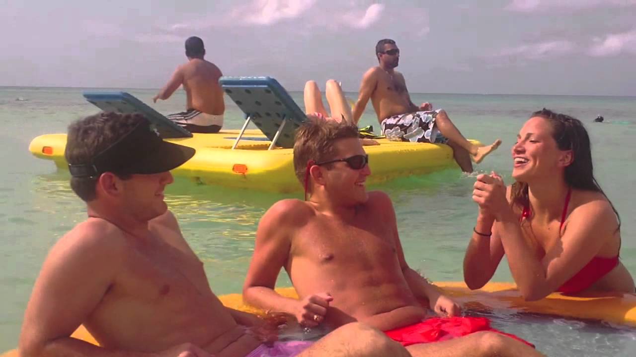 NU Swim & Dive All I Want For Christmas Is You Remake