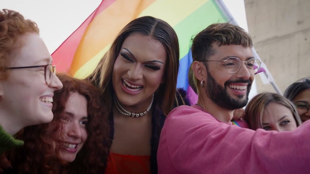 3 Empowering Resilience in LGBTQ2+ Youths