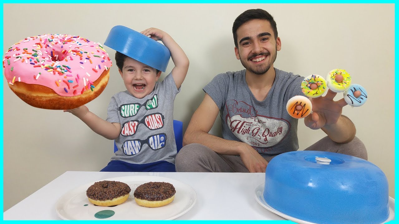 Gerçek Yemek vs Pofuduk Yemeğe Karşı | Real Food vs Squishy Food Challenge