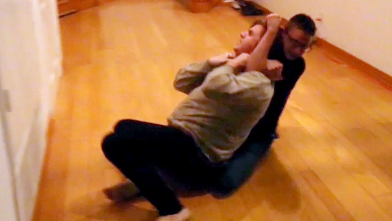 YOUTUBER FIGHT! ROOMMATE FIGHT CHOKE OUT!