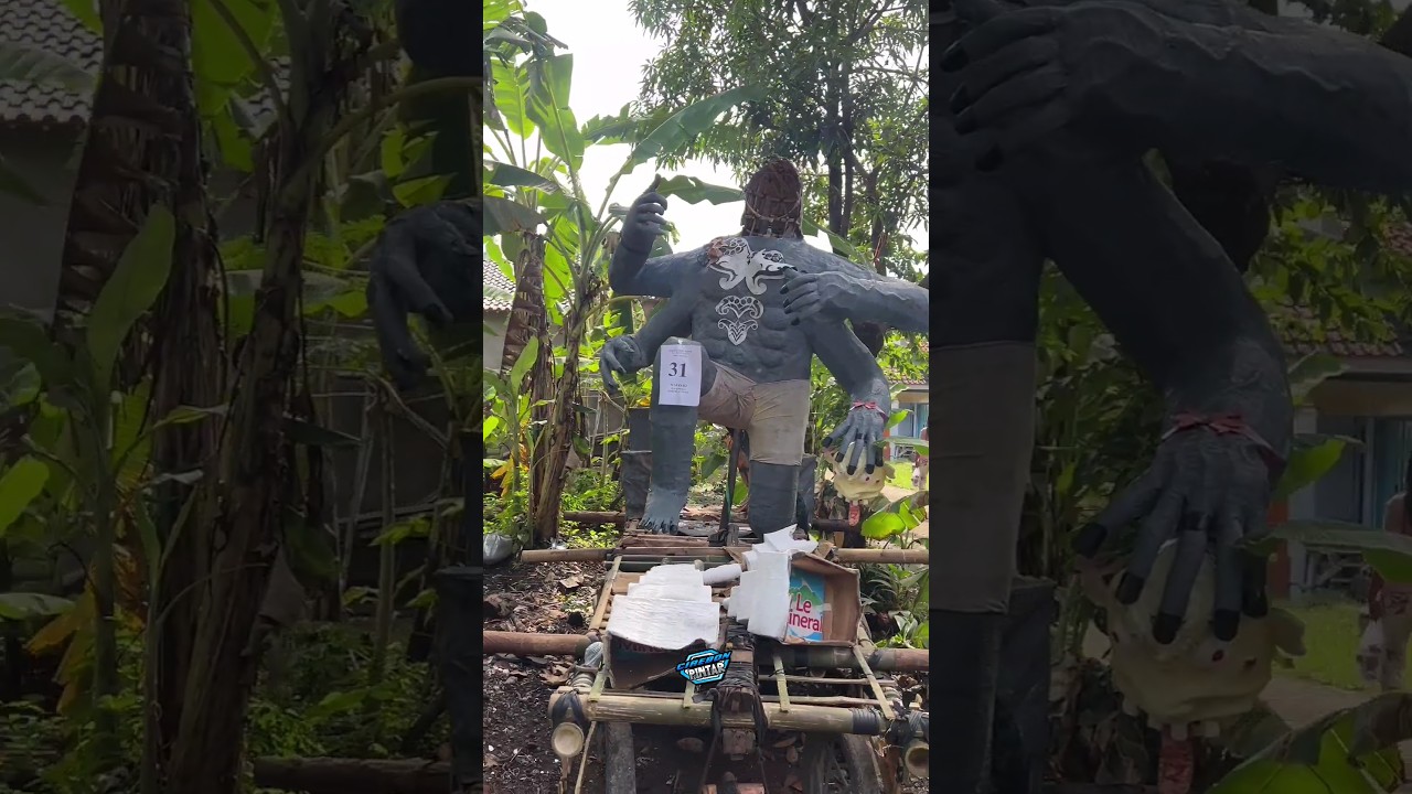 ogoh  - ogoh tangan papat rusak pinggir jalan