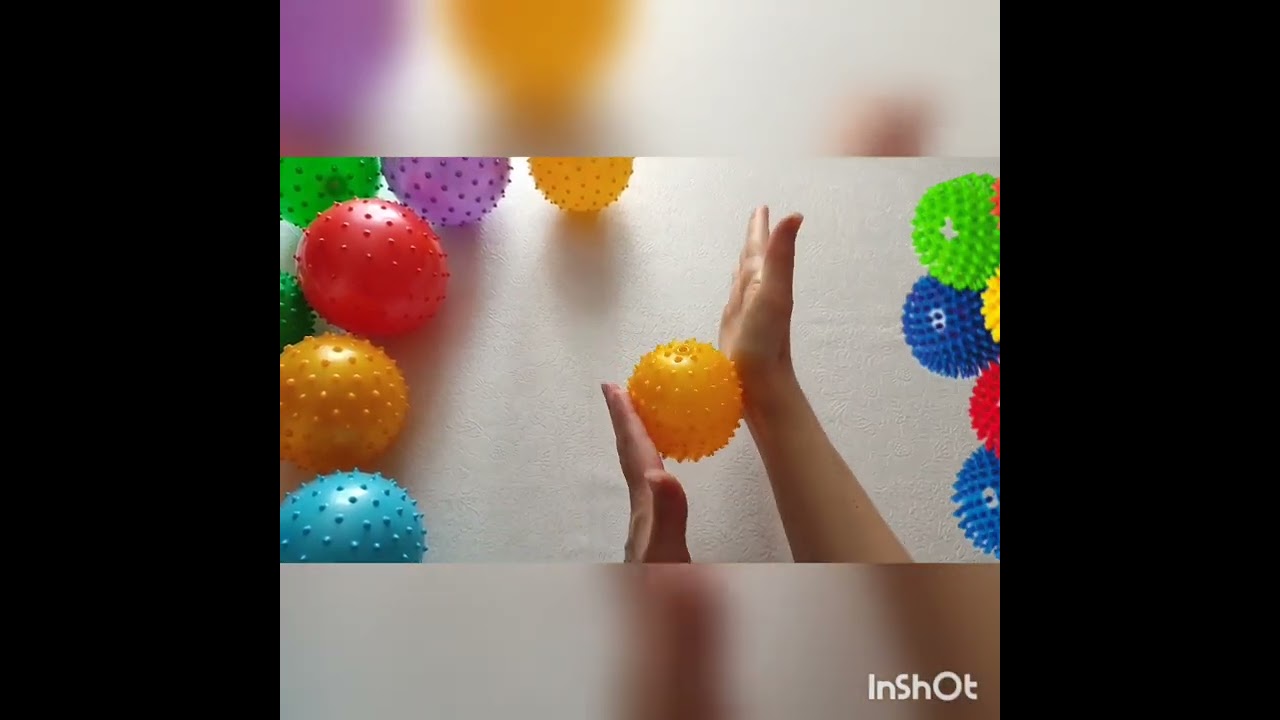 Пальчикова гра з масажним м`ячиком 