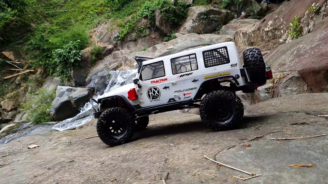 NaingRC2 Traction hobby Cragsman Jeep Rubicon vs Cragsman C Ford Raptor F150