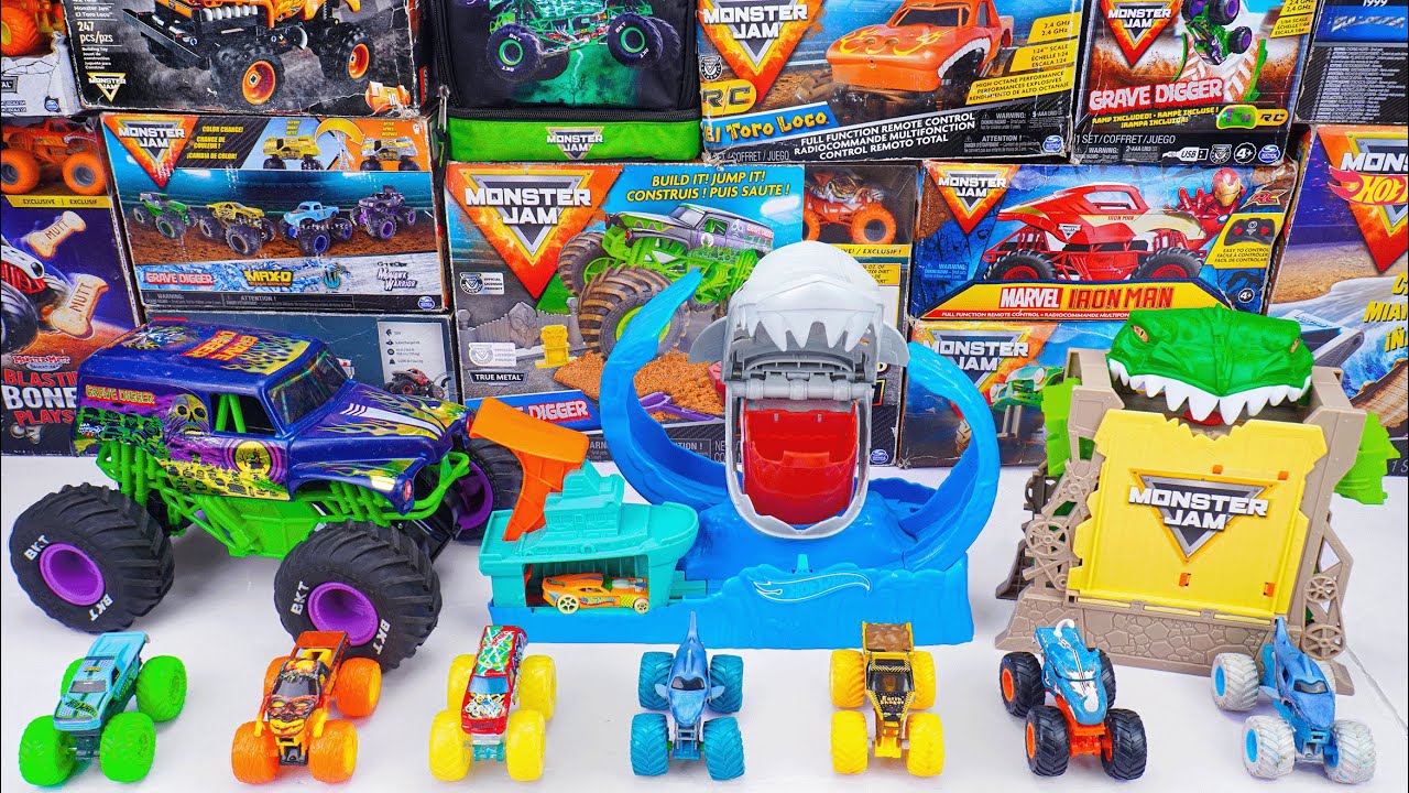 Monster Jam Collection Unboxing Review | Monster Jam Robo Shark Frenzy