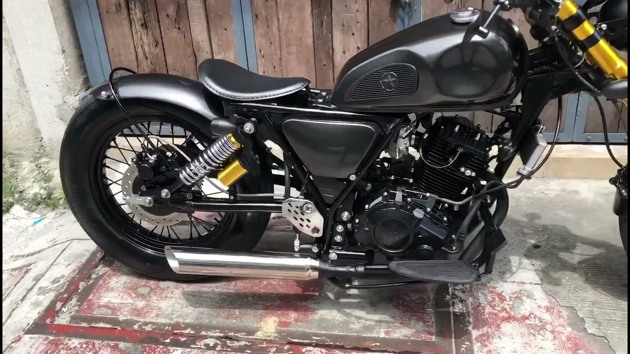 RUSI CLASSIC 250 bobber rebuild