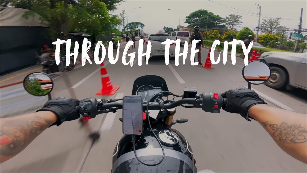 Café Run Through The Busy City of Chiang Mai | Speed 400 | Raw Sound 