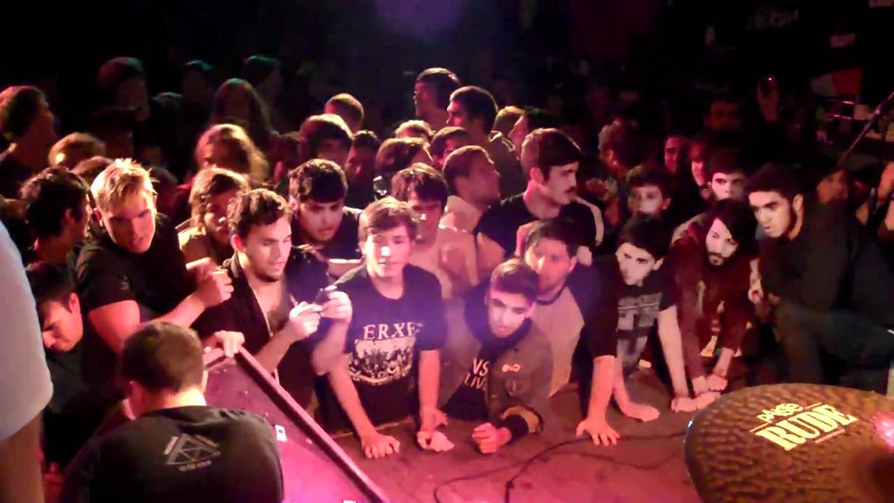 TOUCHE AMORE @ CHAIN REACTION ANAHEIM CA 10/19/2010