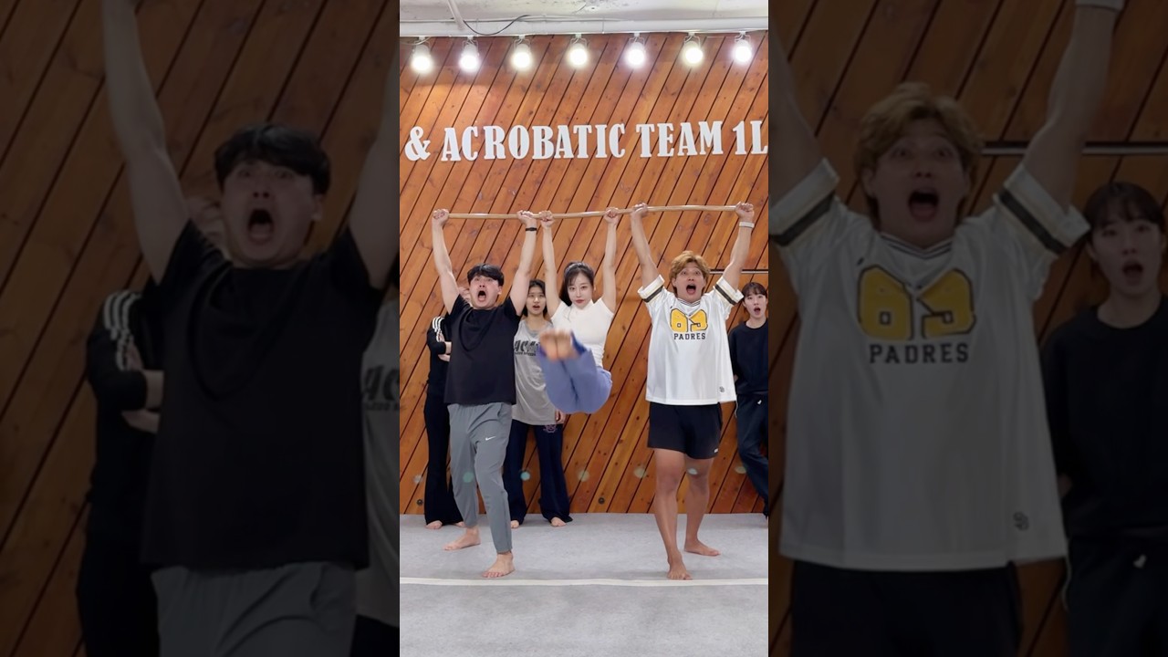 복근 미쳤다⁉️😱 Teamwork Challenge