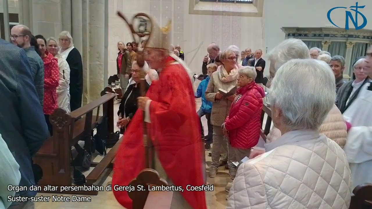 Organ dan altar persembahan di Gereja St  Lambertus, Coesfeld