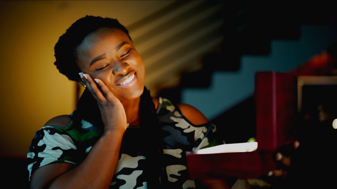 8 суперидей подарков для неё в 2022 году | Полное руководство по подаркам