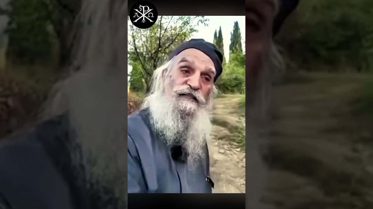 🙏✨Όπως έχουμε δυο μάτια του σώματος έτσι έχουμε και δυο μάτια της ψυχής. Πάτερ Δαμασκηνός Κελλιώτης💫