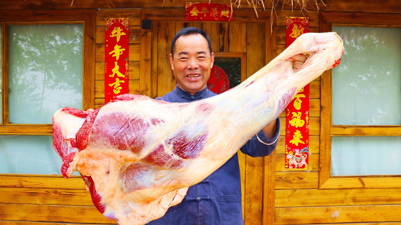 Приготовление «тушеного мяса осла» с ОГРОМНОЙ задней ногой осла｜Дядя Сельский Гурман