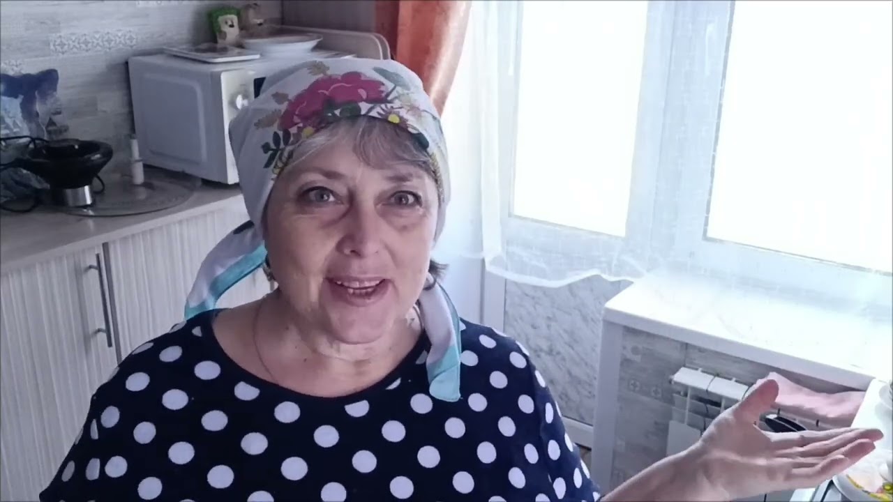Благодарю всех за поздравления😘 Коты достали!Готовлю одно из моих любимых блюд.Просматриваю фото. 