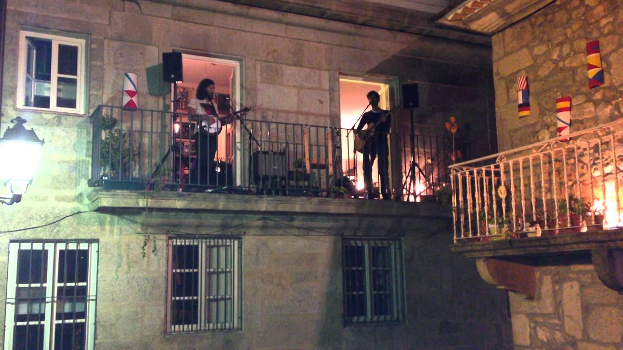 Trampoline - Syrens. Concierto desde el balc&oacute;n, Casco vello, Vigo. 05/09/14.