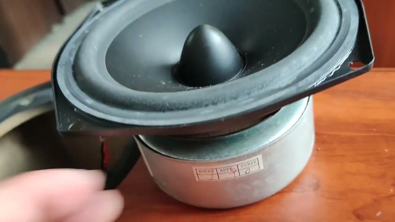 LOA CÂY CELESTION F30 GIÁ 7.900 LH 0911169961