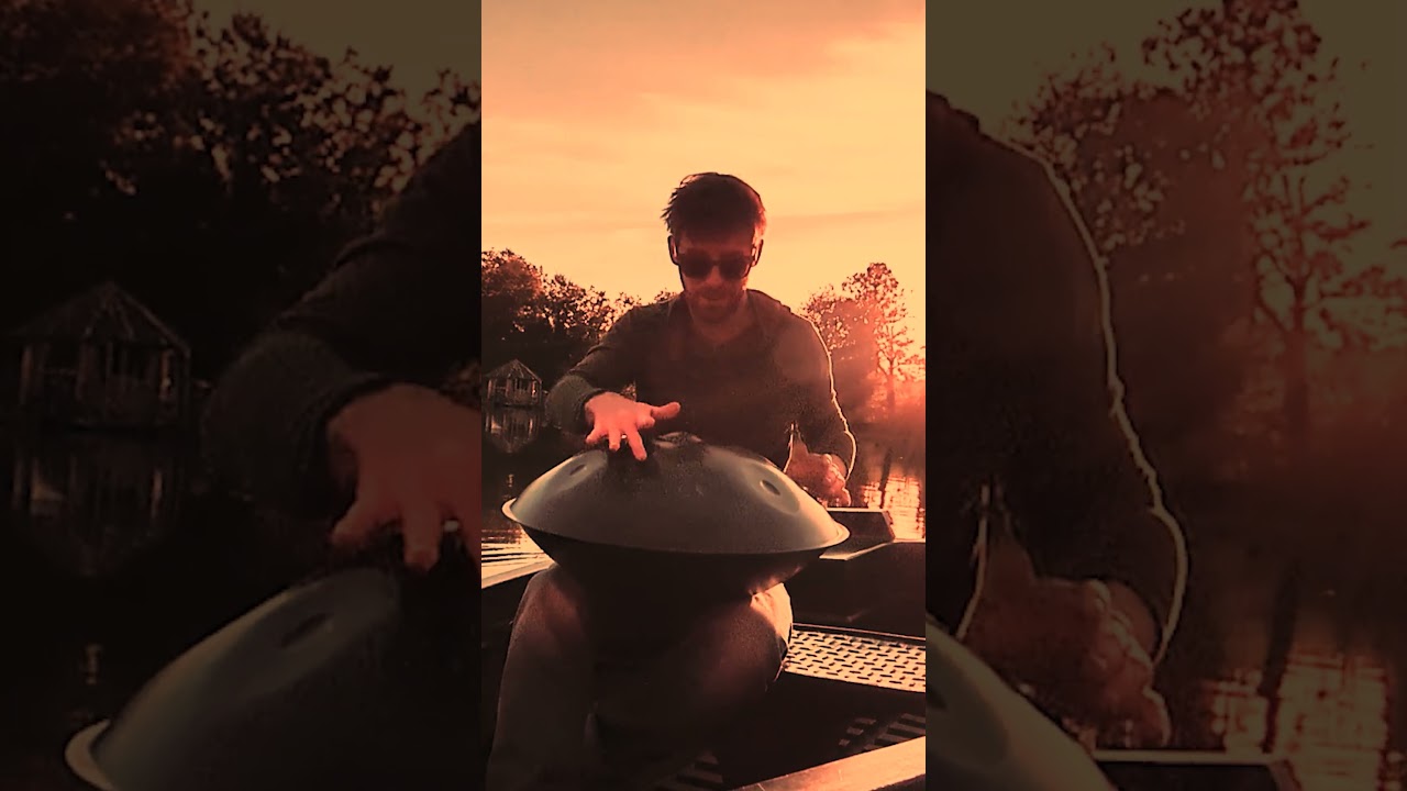#handpan on a boat to wish you a lovely week !  #music #handpanmusic #hang