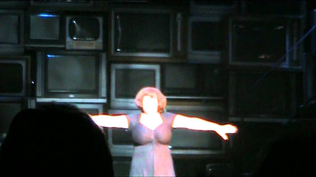 Susan Boyle surprise appearance being announced I Dreamed A Dream Musical Edinburgh