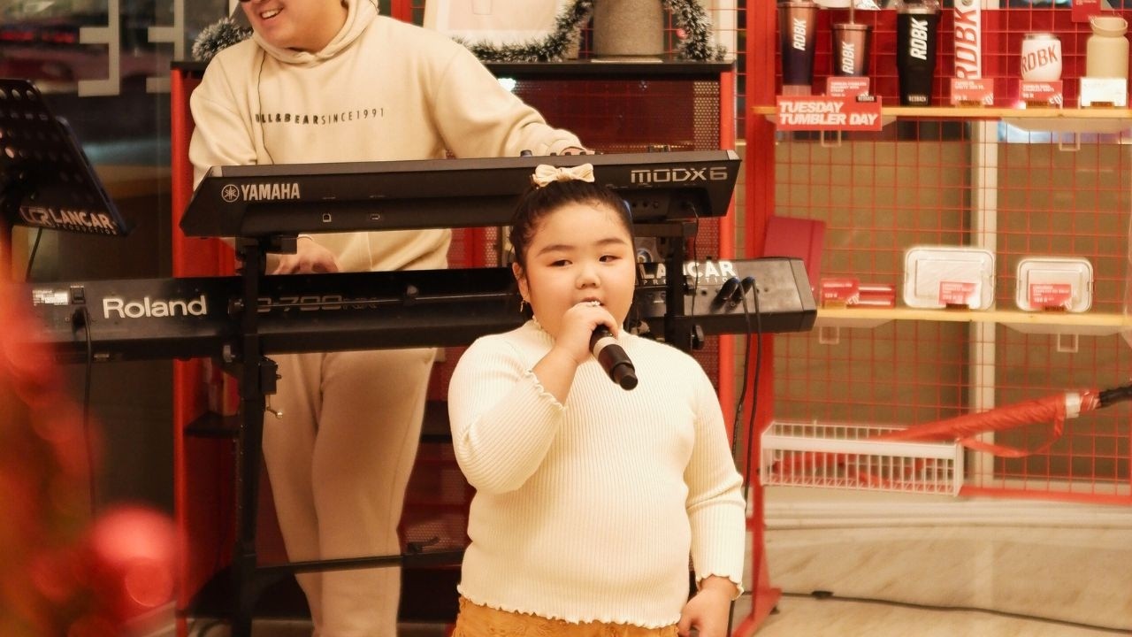 CHRISTMAS IN OUR HEARTS - Jose Mari Chan | Live Cover by Vanessa CLAP Production