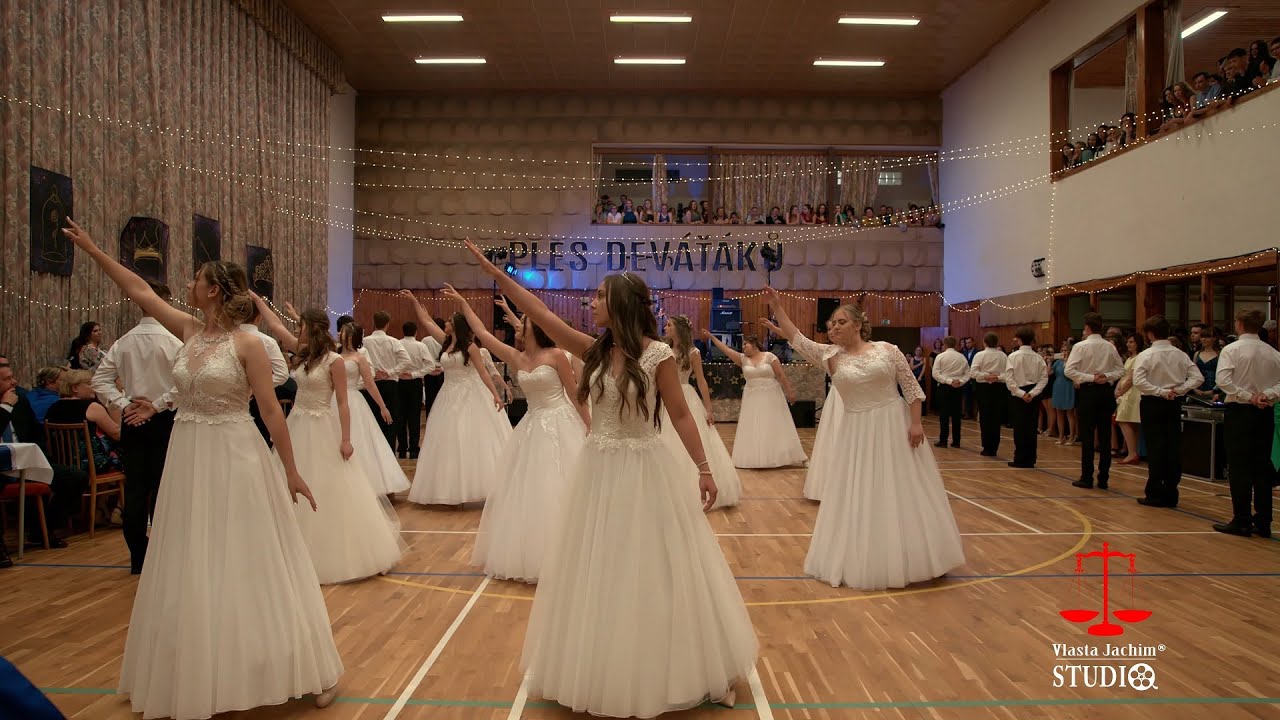 Deváťáci Podivín polonéza 2022, 2.díl