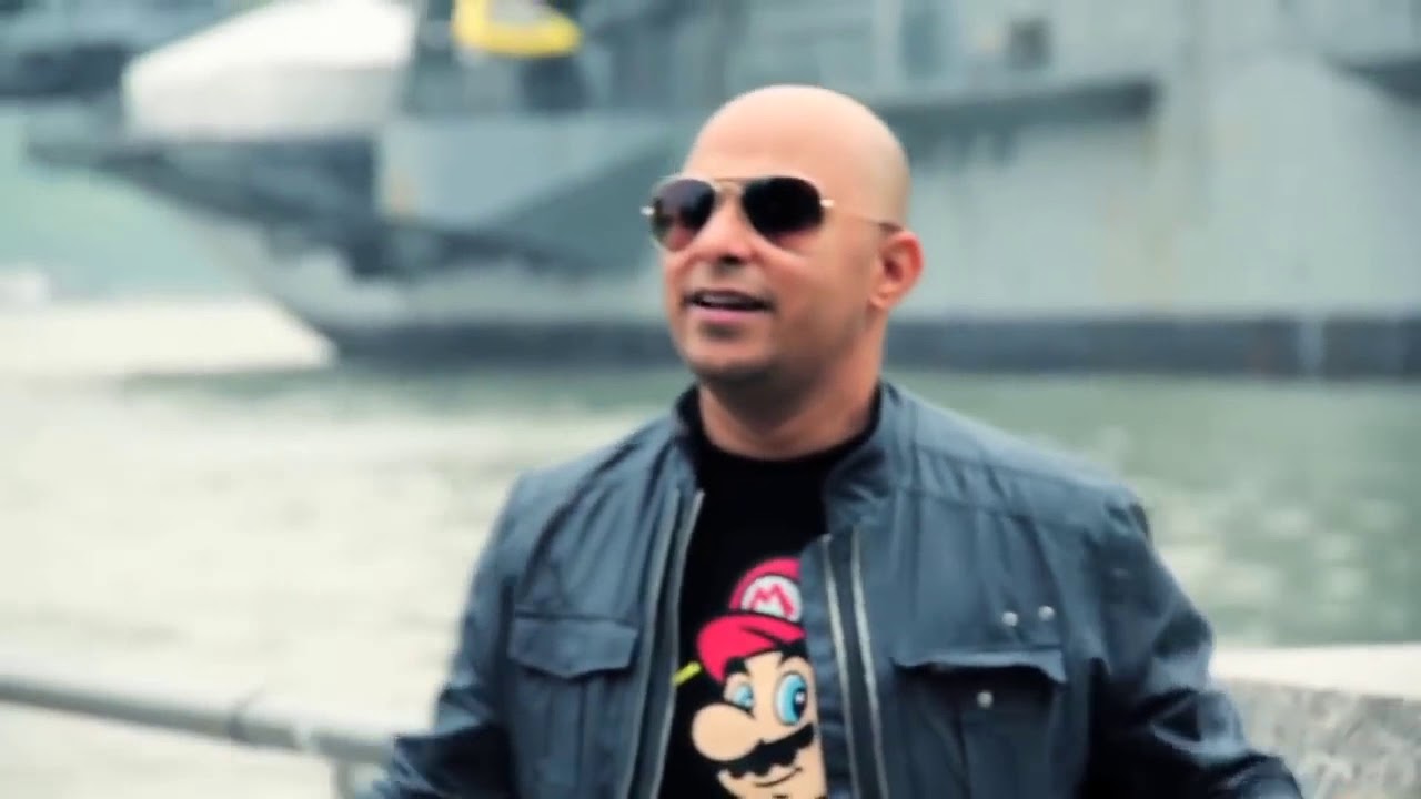 El Rey Tulile   Ella No Le Para a Na Video Oficial