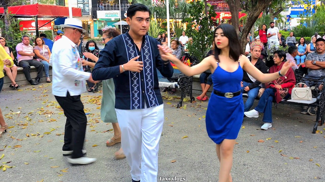 Así se baila Danzón en Chiapas Parque de la Marimba