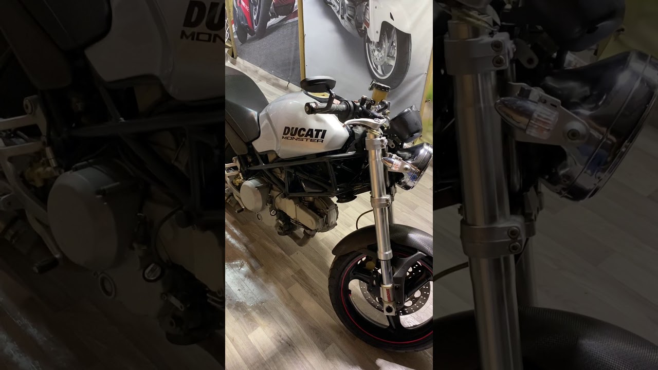 Ducati M400 Monster