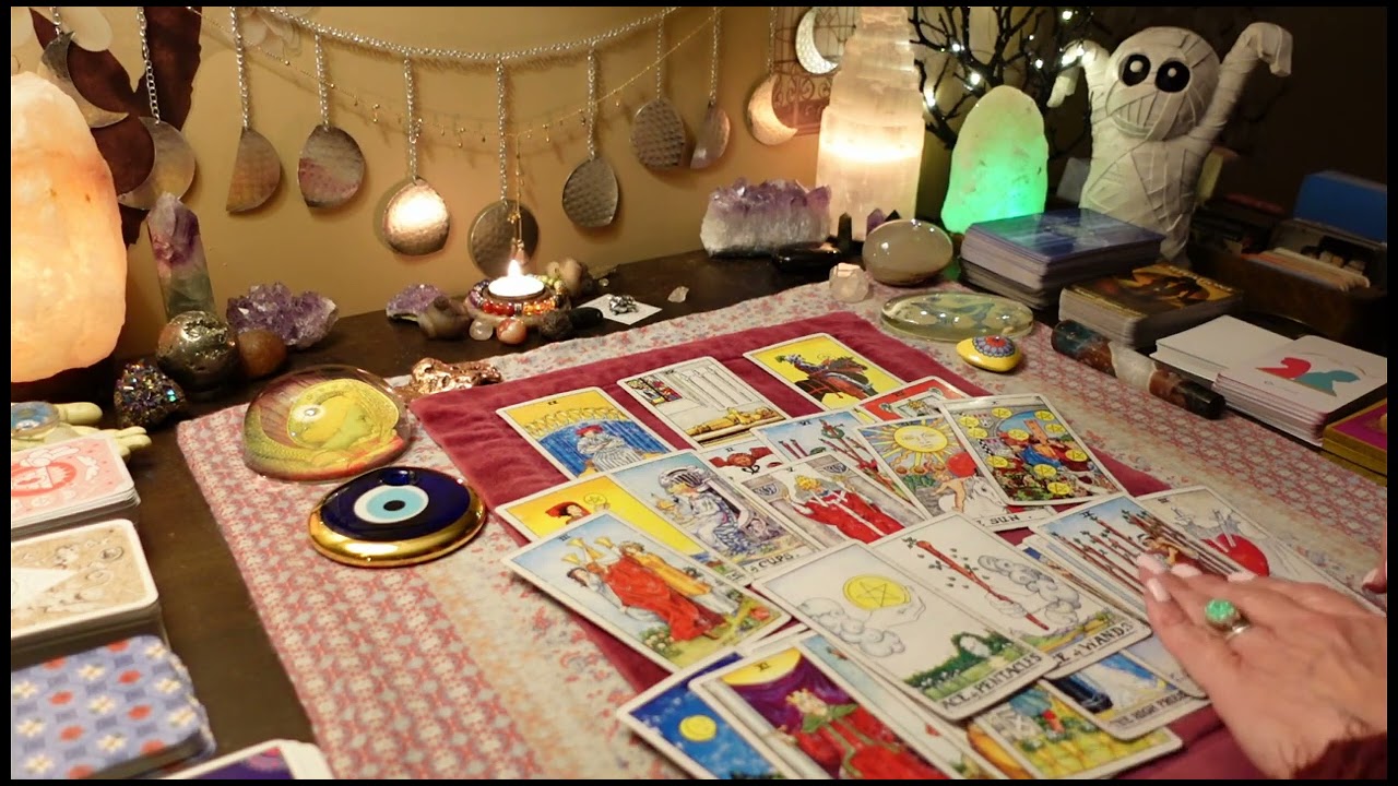 CANCER💕Someone Is About To Meet The LOVE OF YOUR LIFE!  NEW LOVE. LOVE TAROT