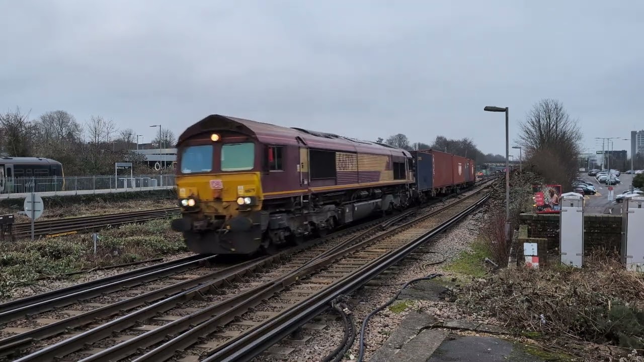 DB Cargo 66179 passes through Basingstoke