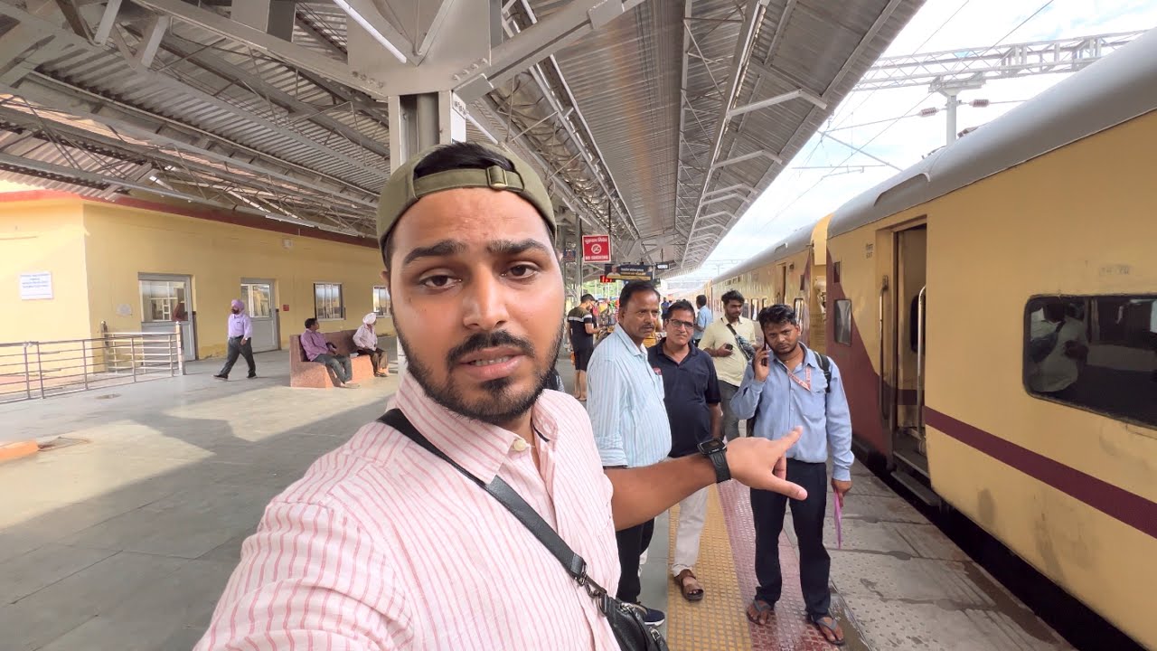 Ajmer-Chandigarh Garib Rath Exp train*Sab ho gaye Pareshaan*