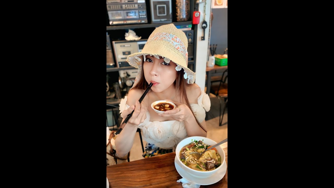 មីផាក់ឡូវសៀមរាបឆ្ងាញ់កប់ៗ