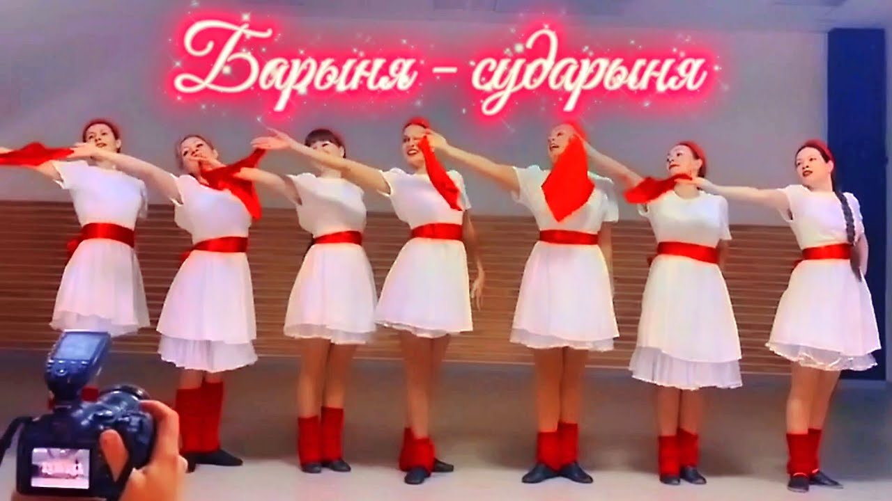 Новогодний танец 