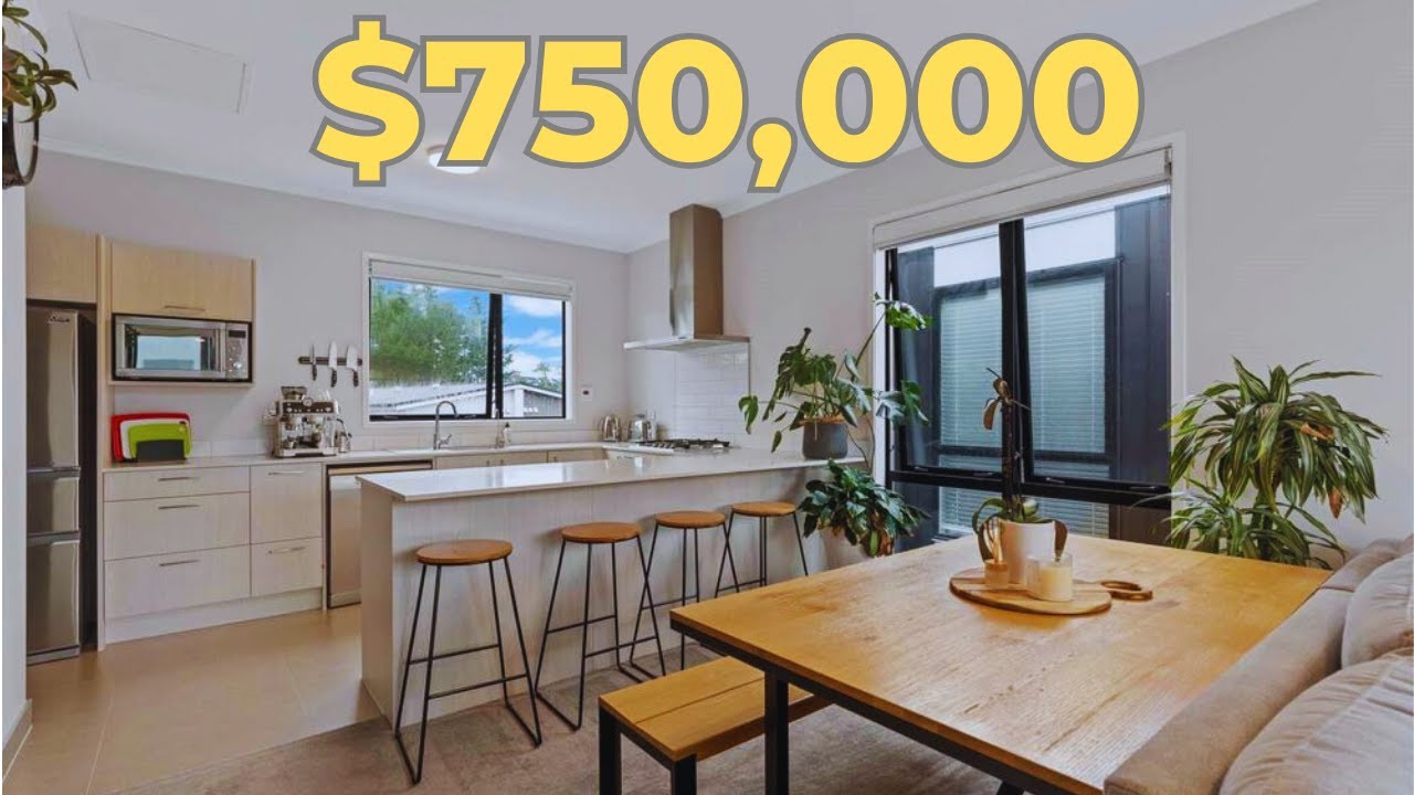Tour This Cute 2 Bedroom Townhouse in Westgate Auckland