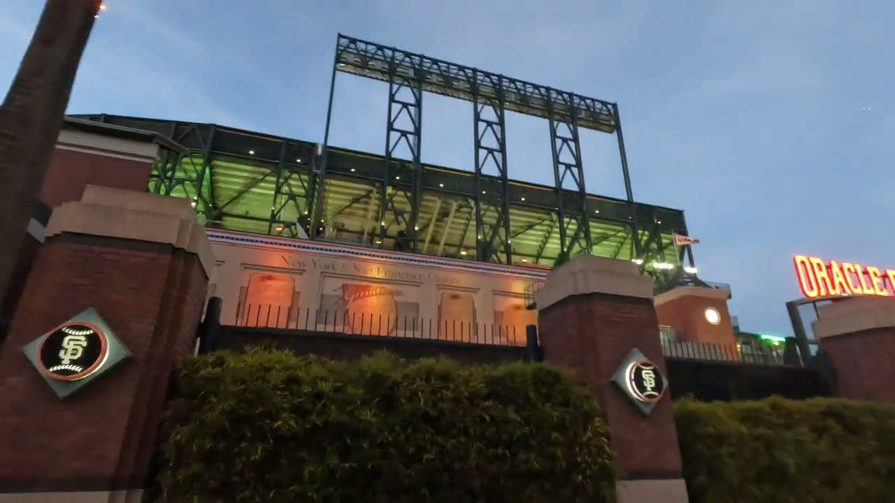 California Travel 🇺🇸 | San Francisco Travel | Walking tour of Oracle Park, home of the SF Giants