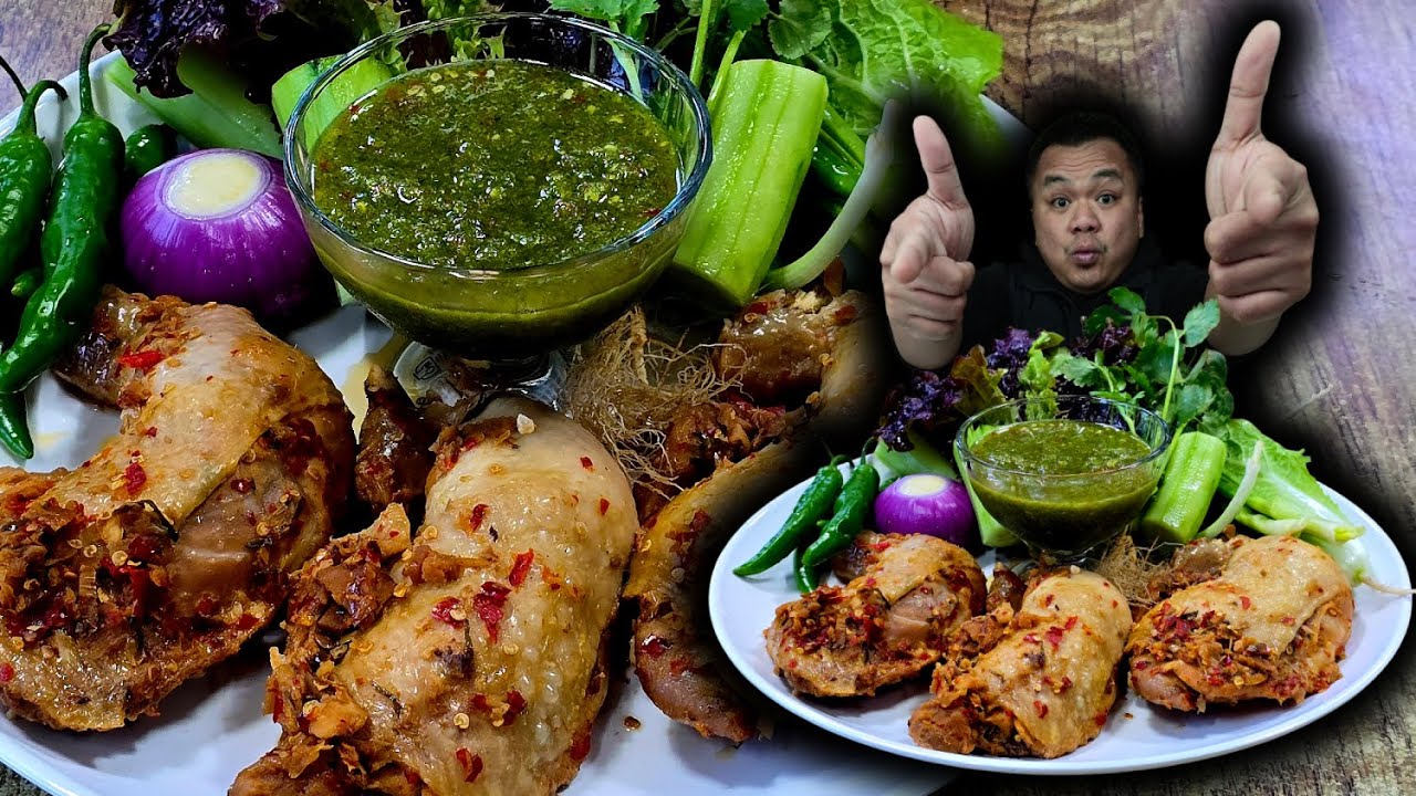 น่องไก่นึ่งสมุนไพร เนื้อแน่น หอมสมุนไพร น้ำจิ้มแซ่บมาก
