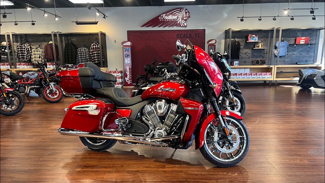 2025 Indian Roadmaster Powerplus limited 112 walk around and start up