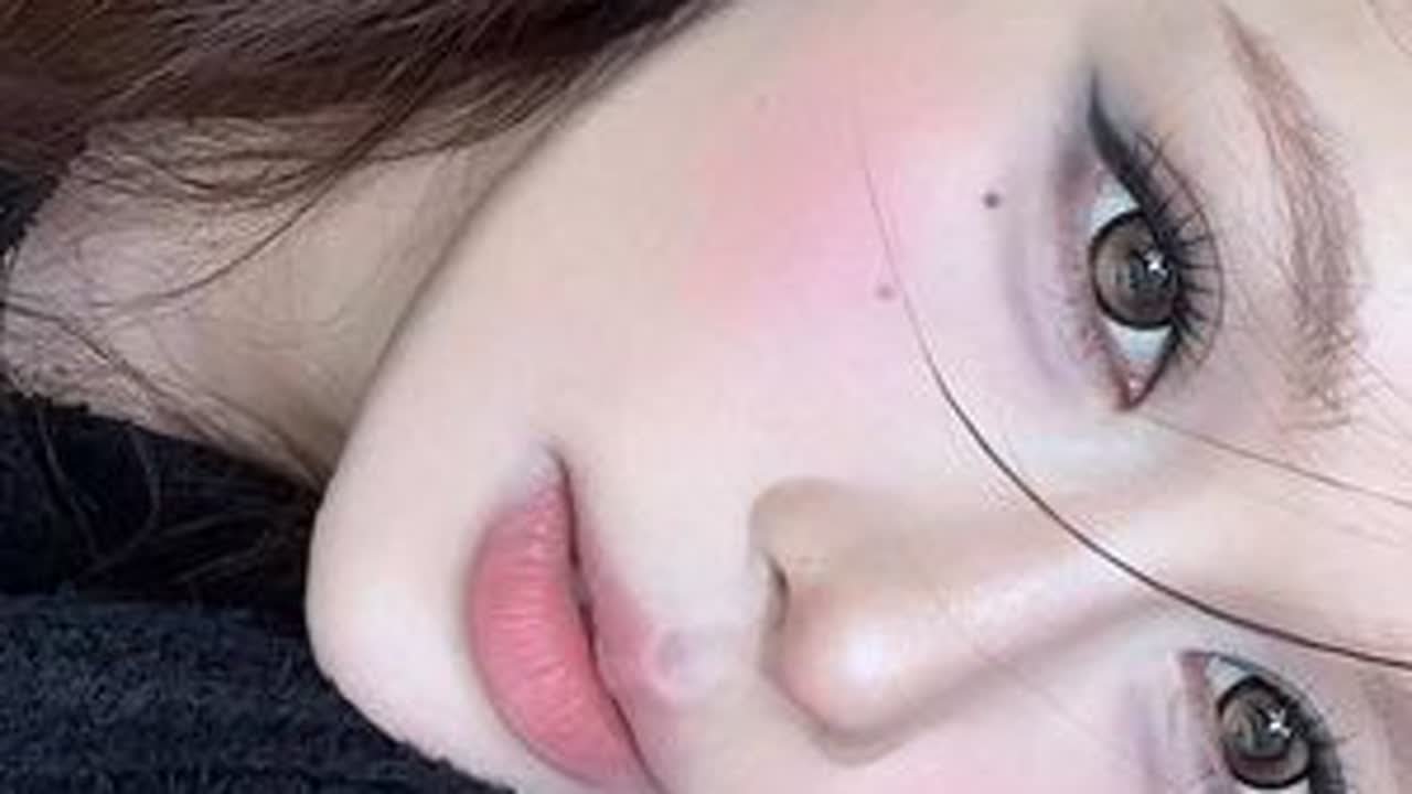 新手入门！韩系轻烟熏🐈5min详细全妆跟练#新手化妆教程 #日常妆 #妆教 #小烟熏 #妆容分享