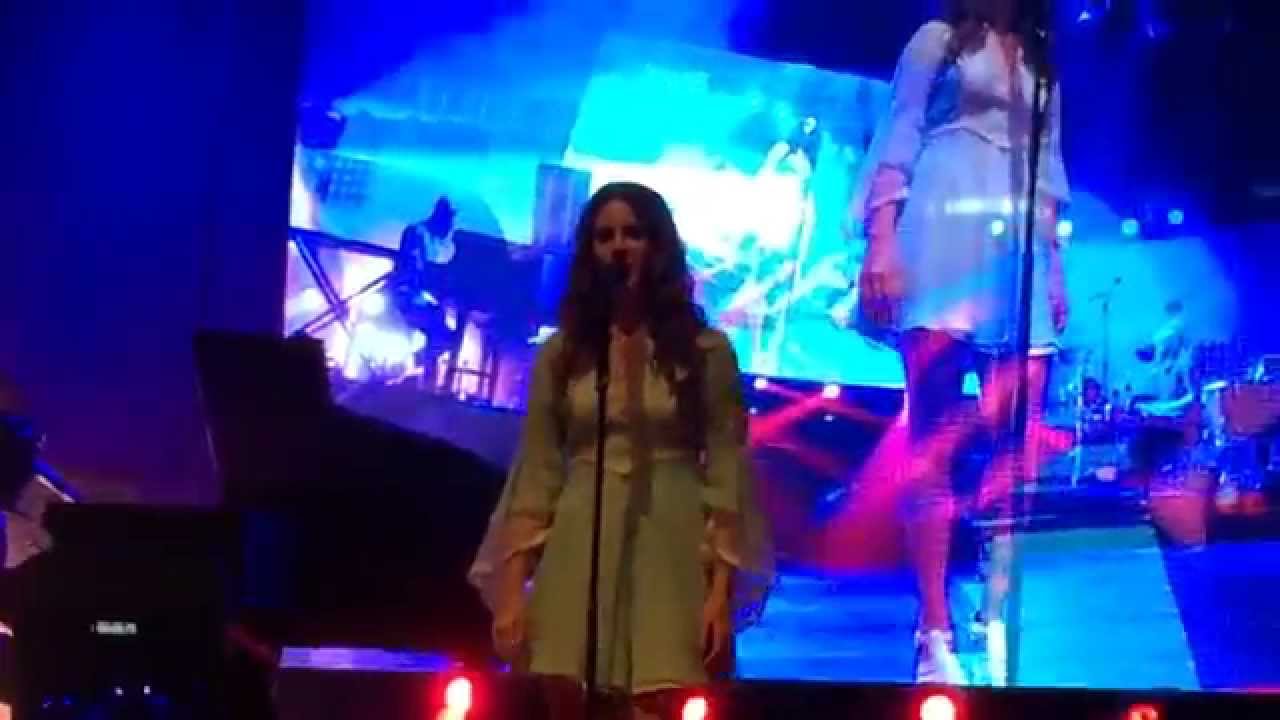 Old Money (HD) - Lana Del Rey live in Monterrey Mexico