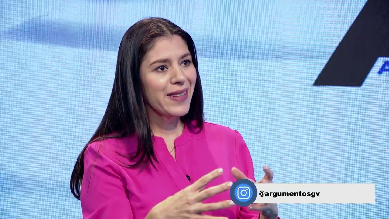 Rosa Colmenares entrevista a Carlos Raúl Hernández - Dr. en Ciencias Políticas 1/4