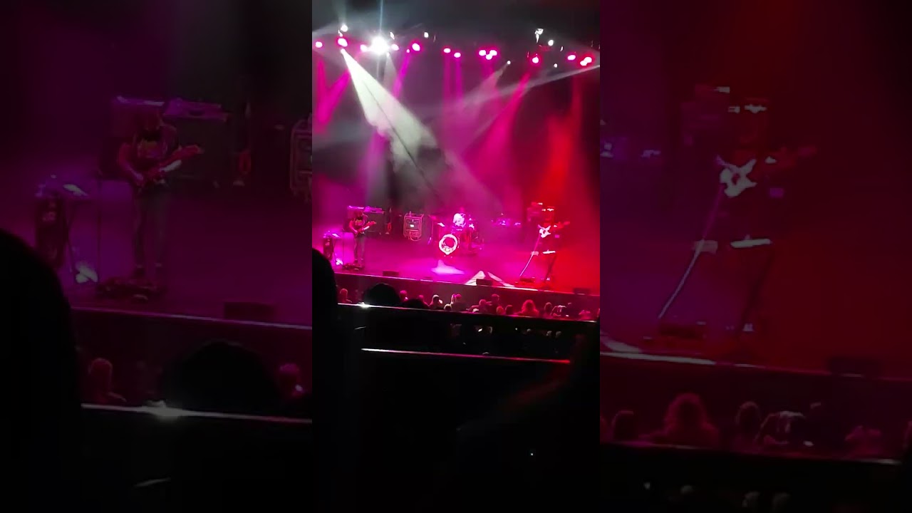 King Buffalo at the Wiltern Los Angeles 2026 #kingbuffalo #thewiltern #losangeles #houseofmirrors 