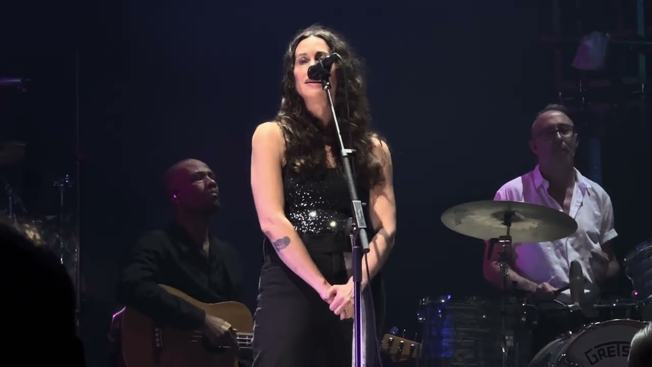 Alanis Morissette - Your House (Live in Jones Beach, NY, 7-10-24) (4K HDR, HQ Audio, Pit)
