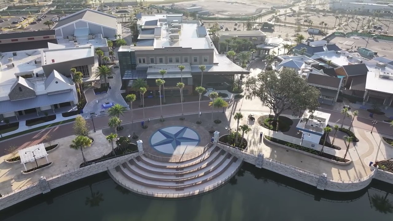 Строительство комплекса The Villages - торговый центр Eastport Town Center