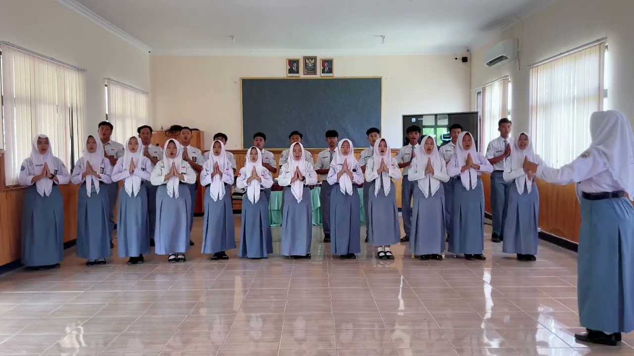 Lomba Paduan Suara Mars Jawa Timur - SMK Negeri Tambakboyo