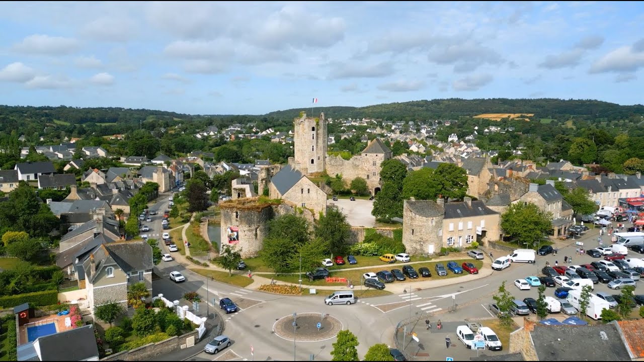 28 - Bricquebec-en-Cotentin
