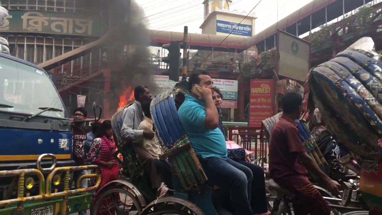 Deadly Fire Breaks Out On A Dhaka Road